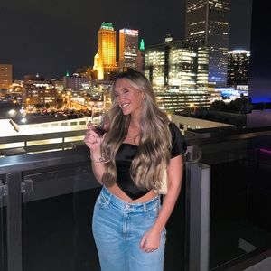 Meet your Posher, Sidney